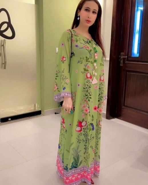 Women's Green Median Silk Crepe Floral Print Kaftan