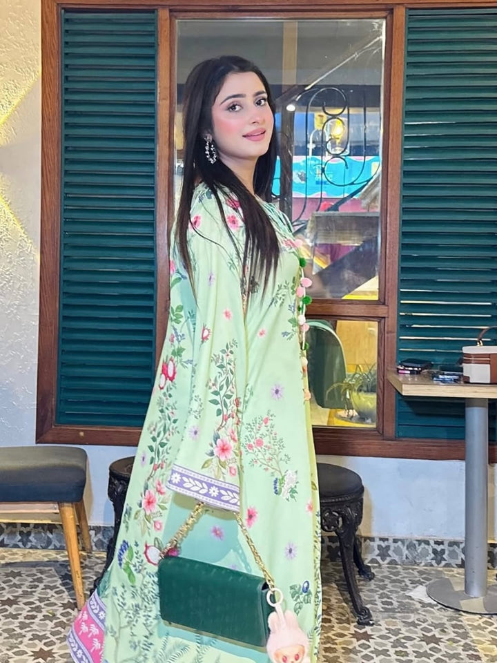 Women's Green Median Silk Crepe Floral Print Kaftan