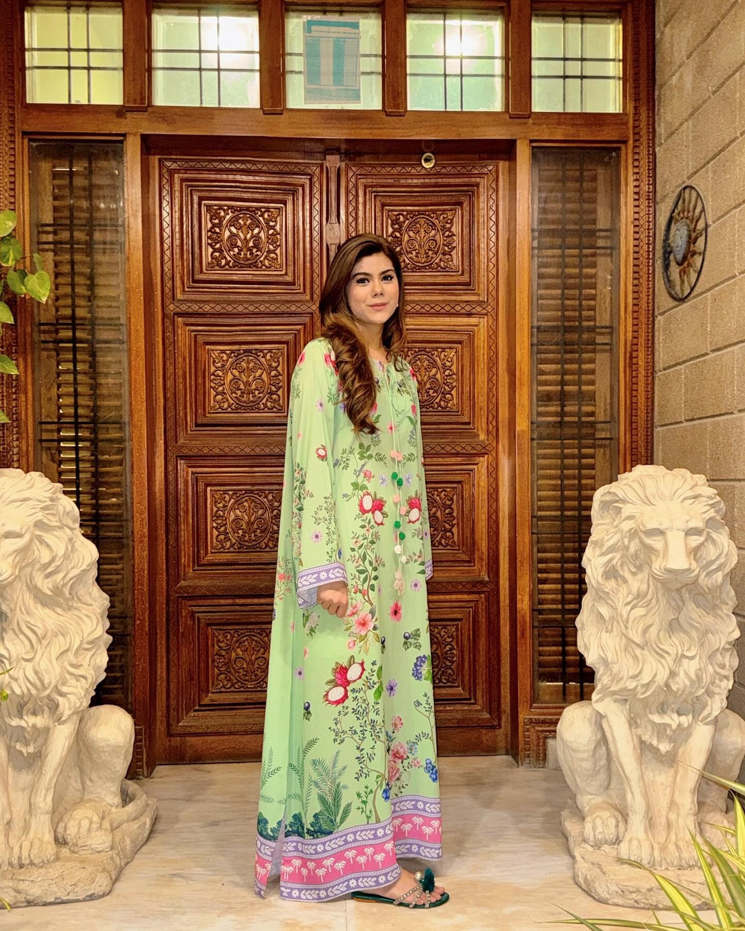 Women's Green Median Silk Crepe Floral Print Kaftan