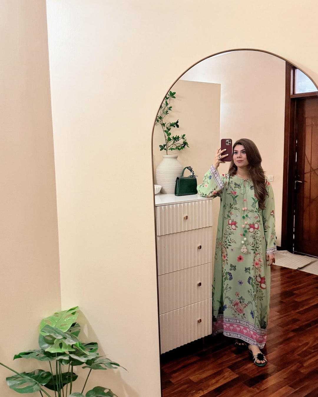 Women's Green Median Silk Crepe Floral Print Kaftan