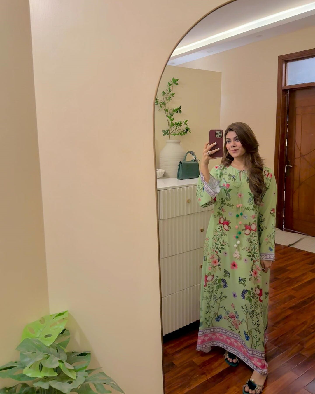 Women's Green Median Silk Crepe Floral Print Kaftan