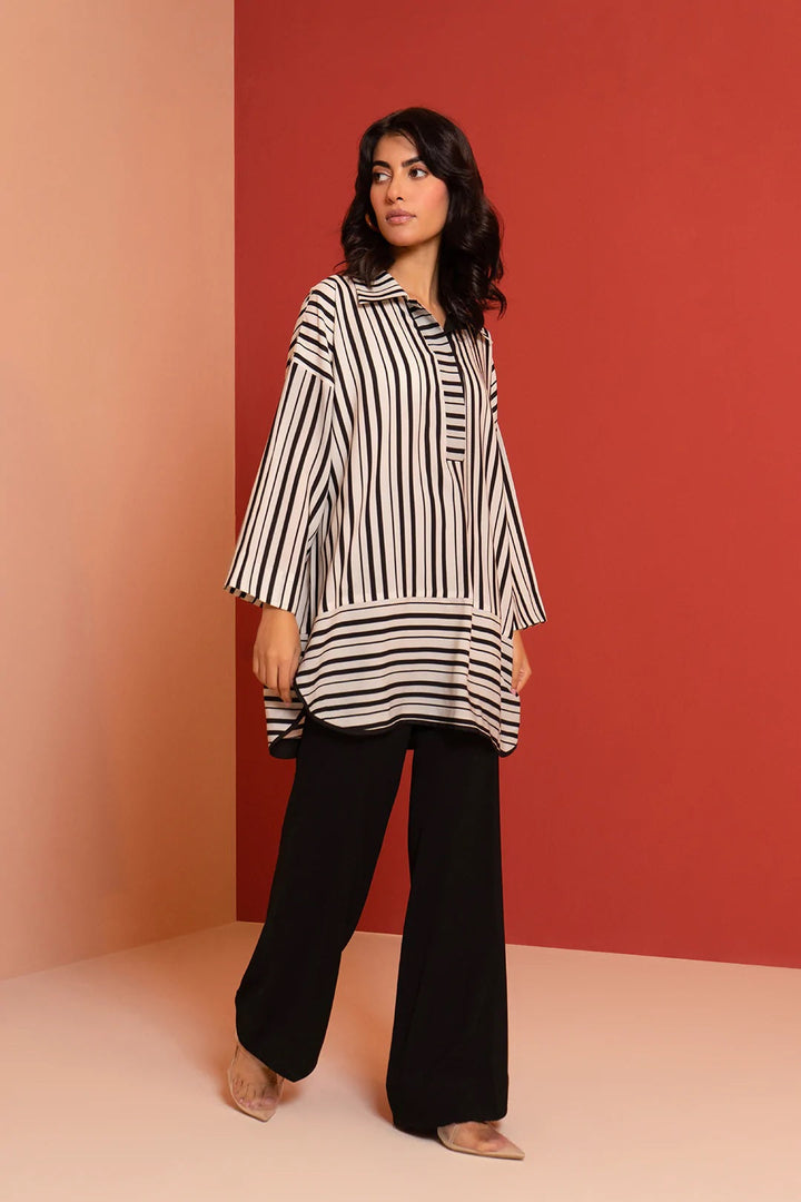 Women's Zebra Crossing Top And Pant Set - BlackBeads