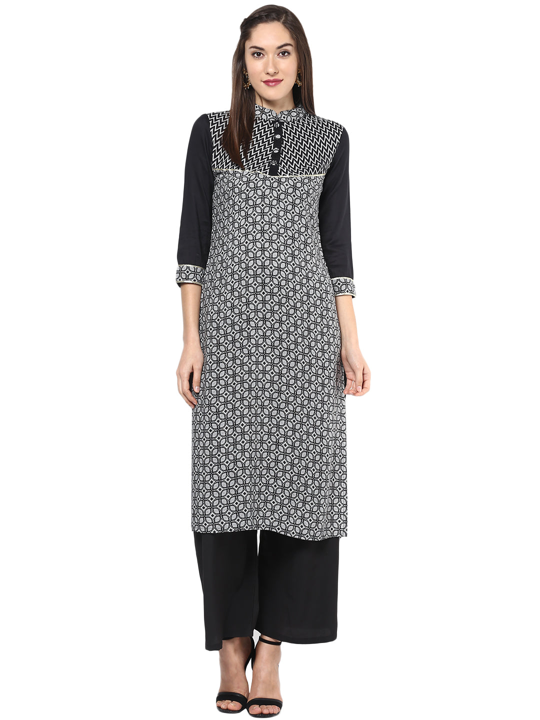 Women's Black And White Raglan Sleeve Kurti - Stylestone