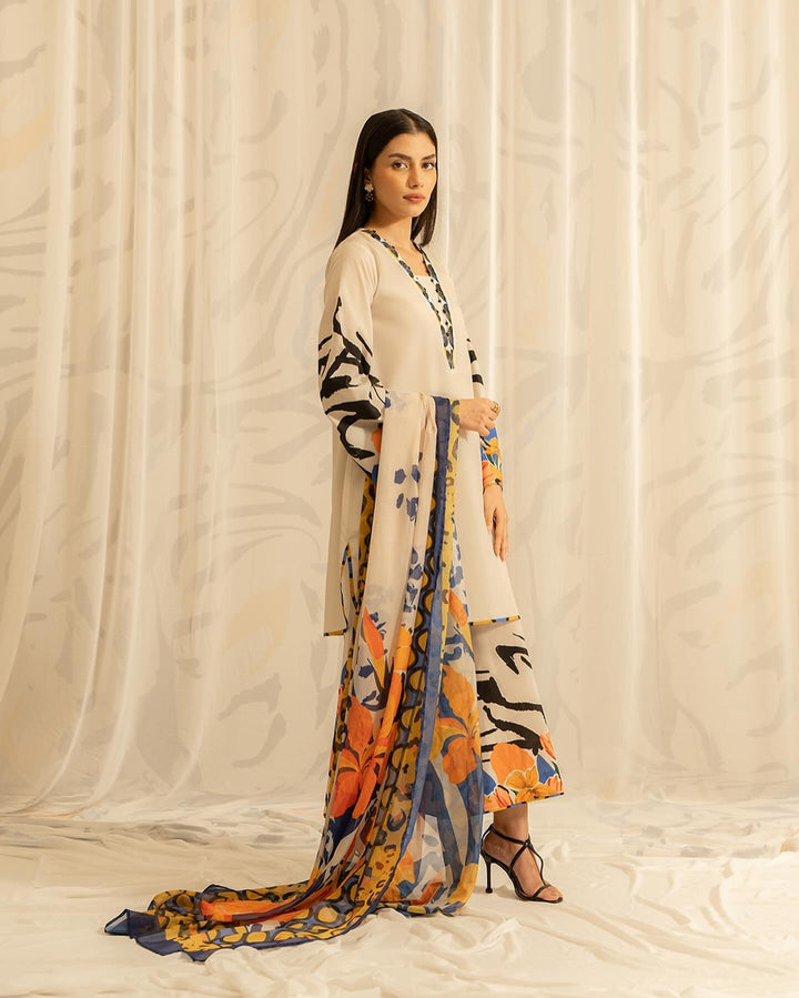 Women's Chiku Premium Crepe Printed Kurta Set