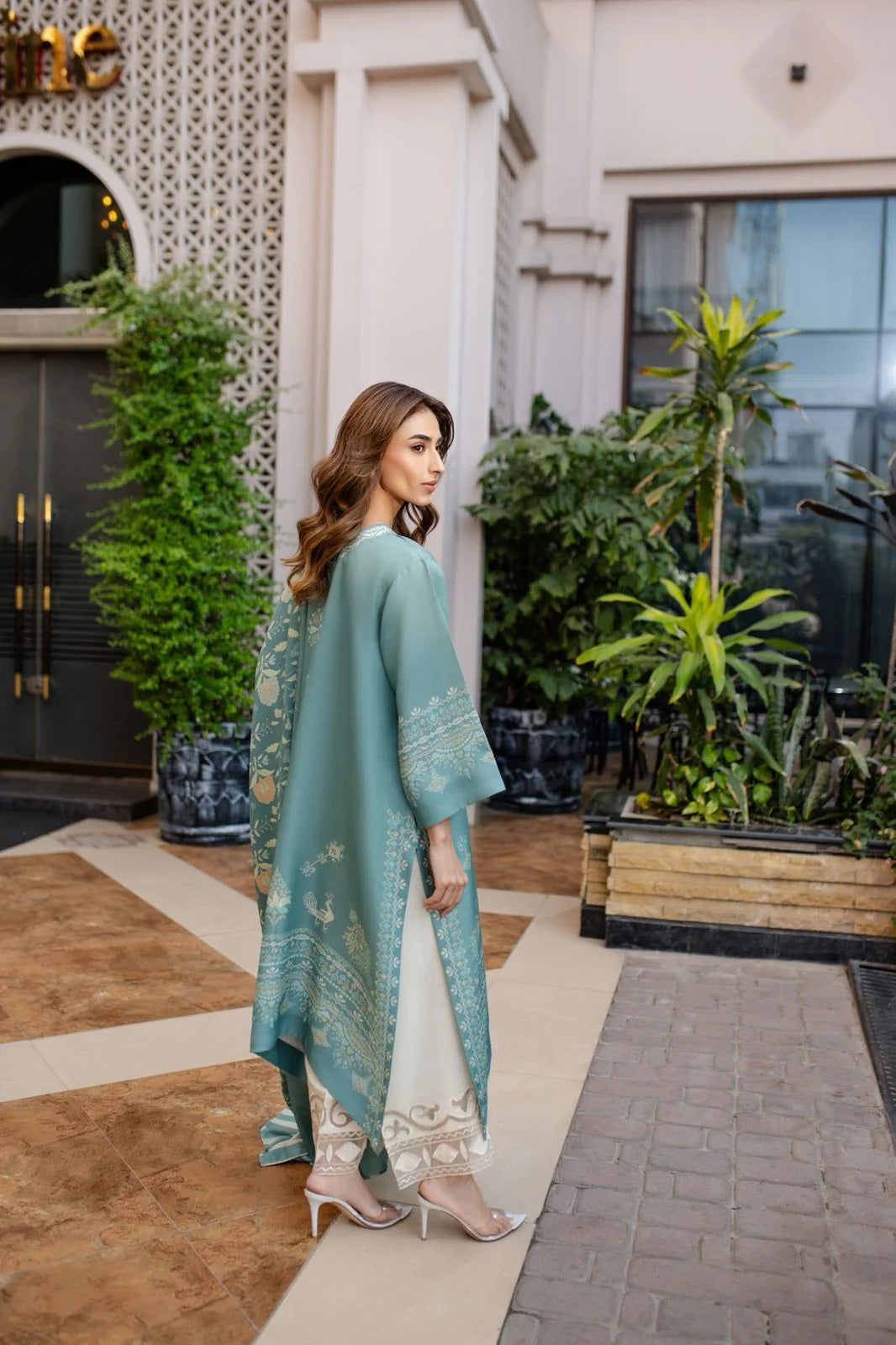 Women's Turquoise Cotton Satin Blend
Mint Silk Scarf Floral Print Kaftan Set