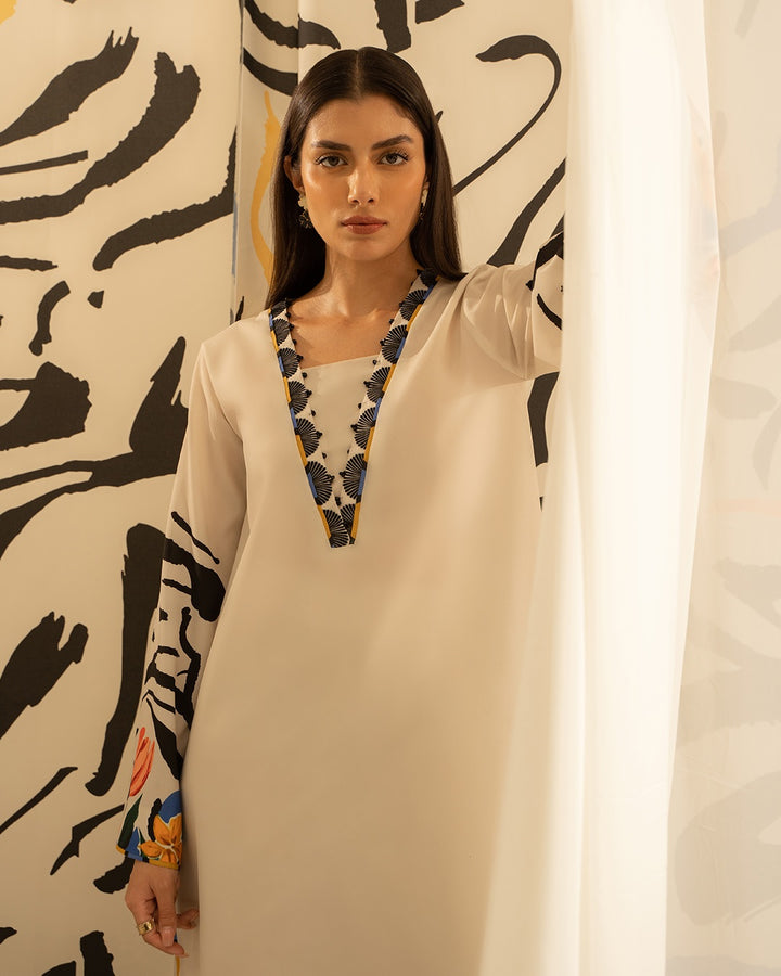 Women's Chiku Premium Crepe Printed Kurta Set