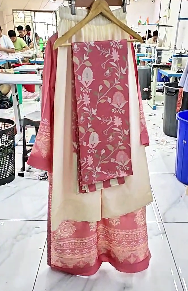 Women's Peach Cotton Satin Blend
Mint Silk Scarf Floral Print Kaftan Set