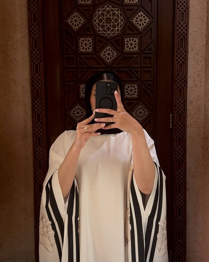 Women's White Double Georgette Floral Print Kaftan