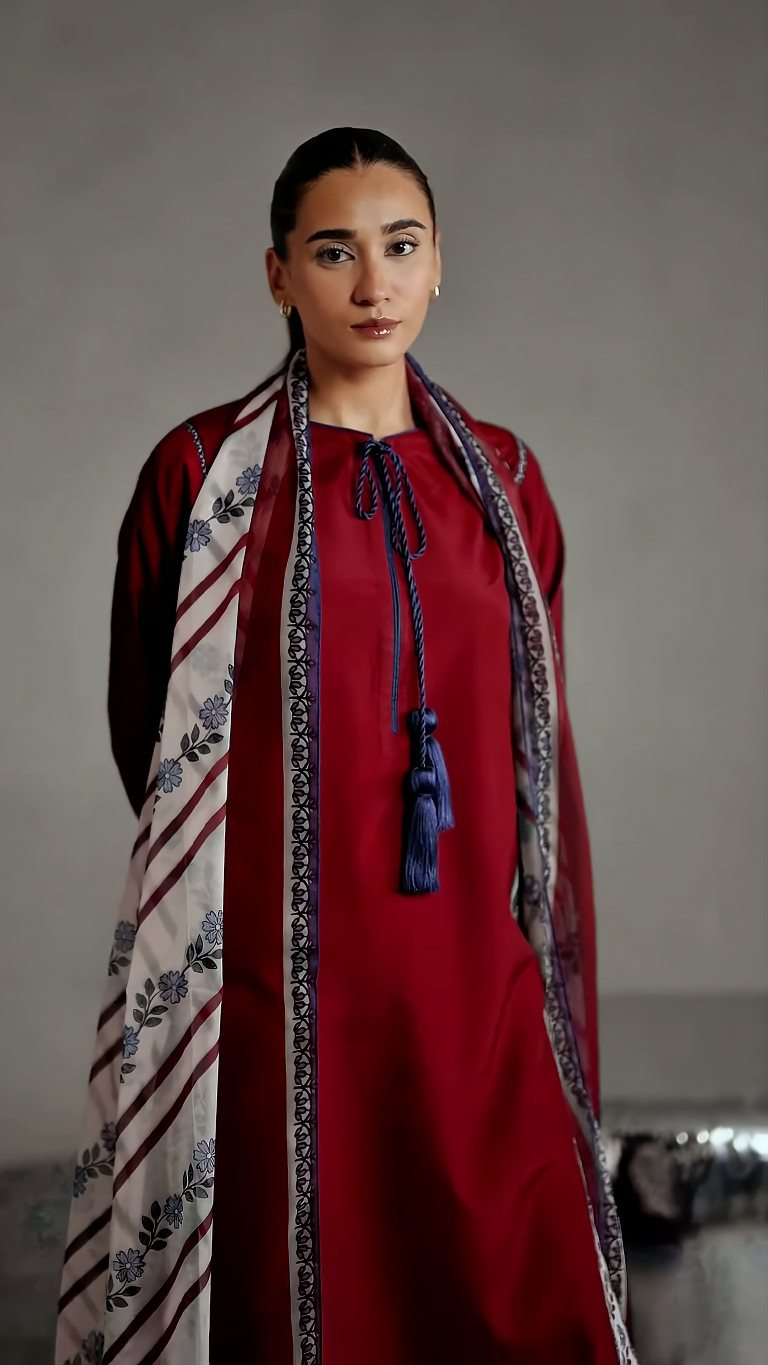 Women's Maroon Premium Soft Crepe Lace Work Kurta Set