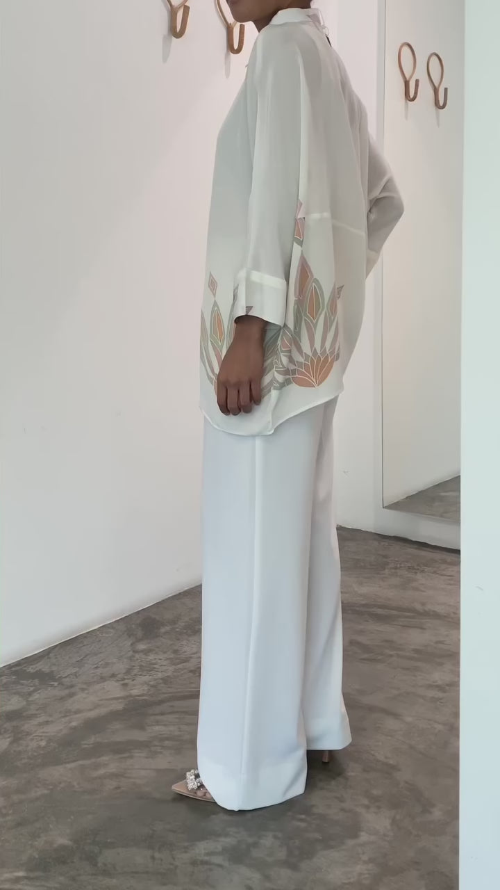 Women's White Roman Silk Blend Printed Top - BlackBeads