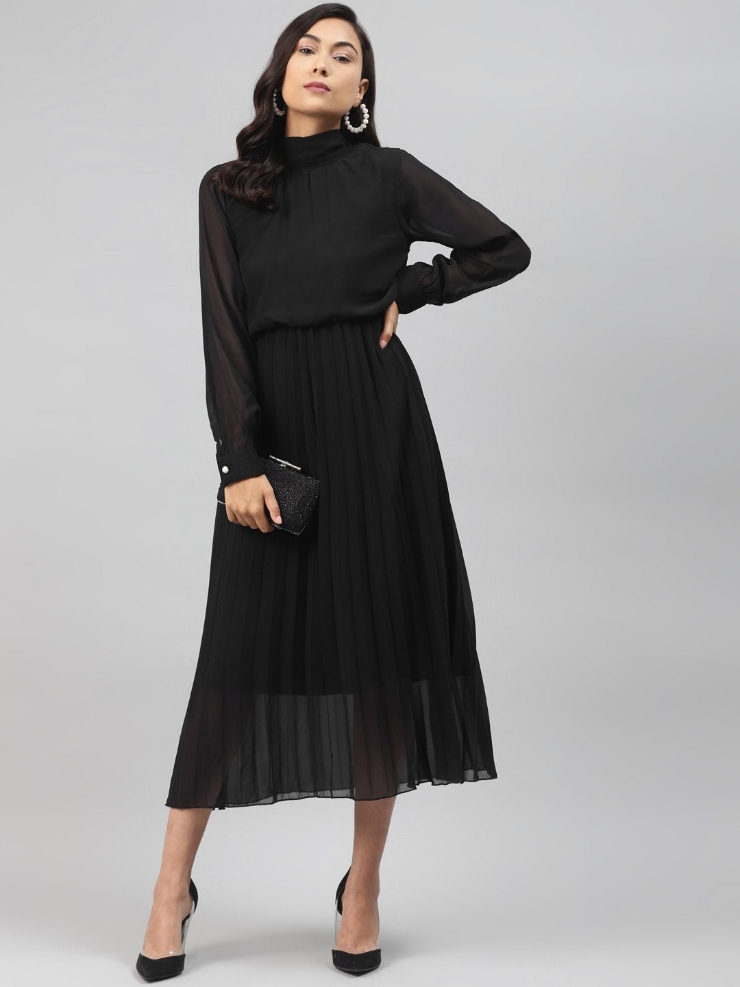 Women's Black Neck Tie-Up Pleated Dress - SASSAFRAS
