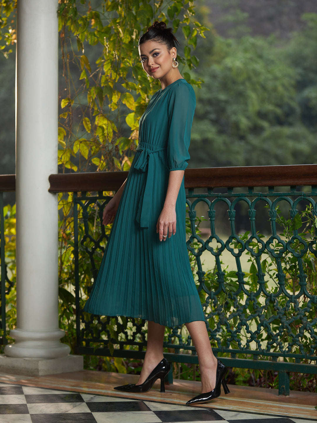 Women's Green Accordion Pleated Belted Midi Dress - SASSAFRAS