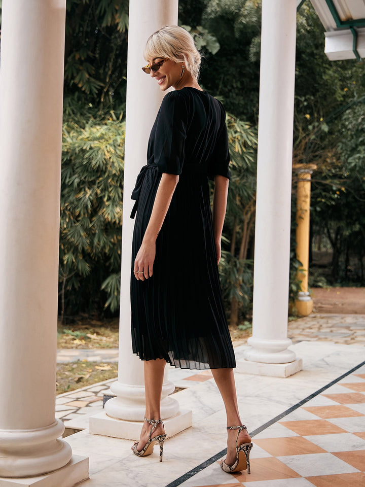 Women's Black Accordion Pleated Belted Midi Dress - SASSAFRAS