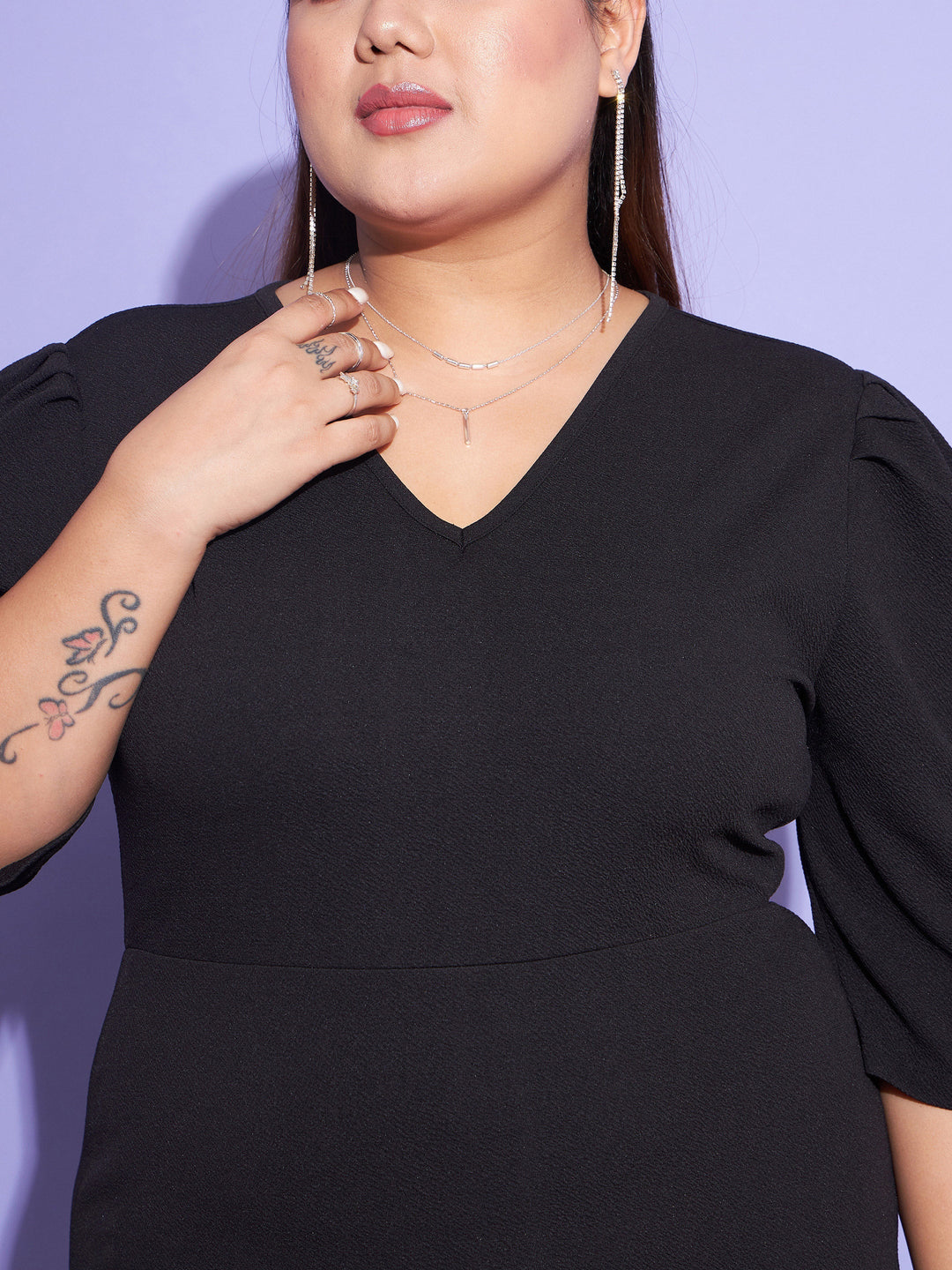 Women's Black Solid Bodycon Dress - SASSAFRAS