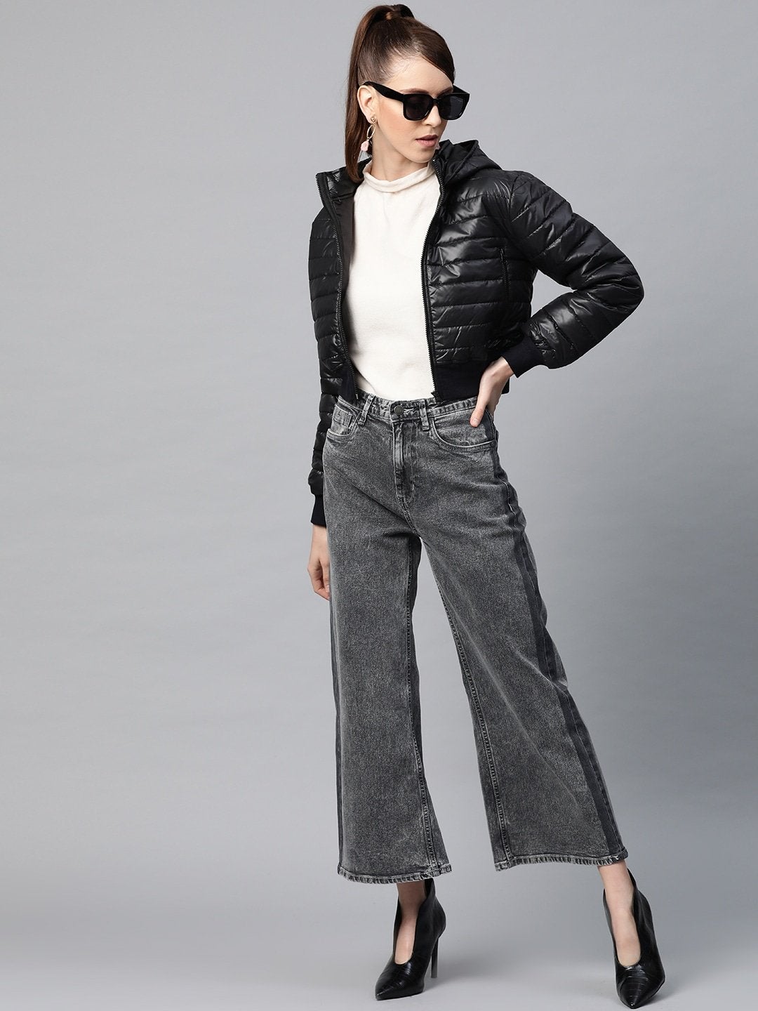 Women's Black Hooded Crop Bomber Puffer Jacket - SASSAFRAS