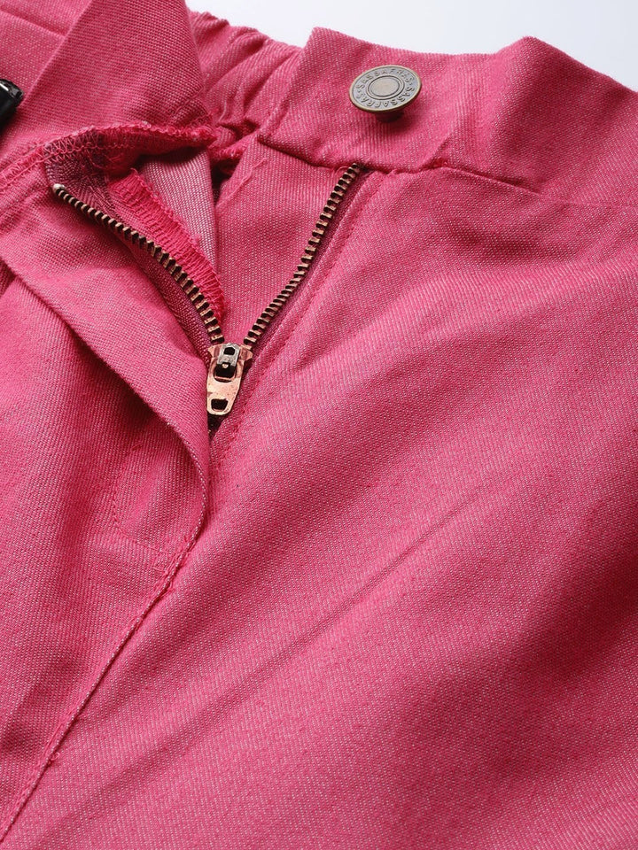 Women's Fuchsia Darted Hem Relaxed Jeans - SASSAFRAS
