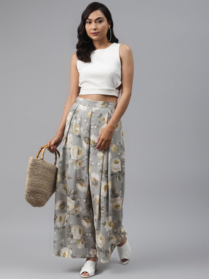 Women's Grey Floral Pleated Palazzo Pants - SASSAFRAS