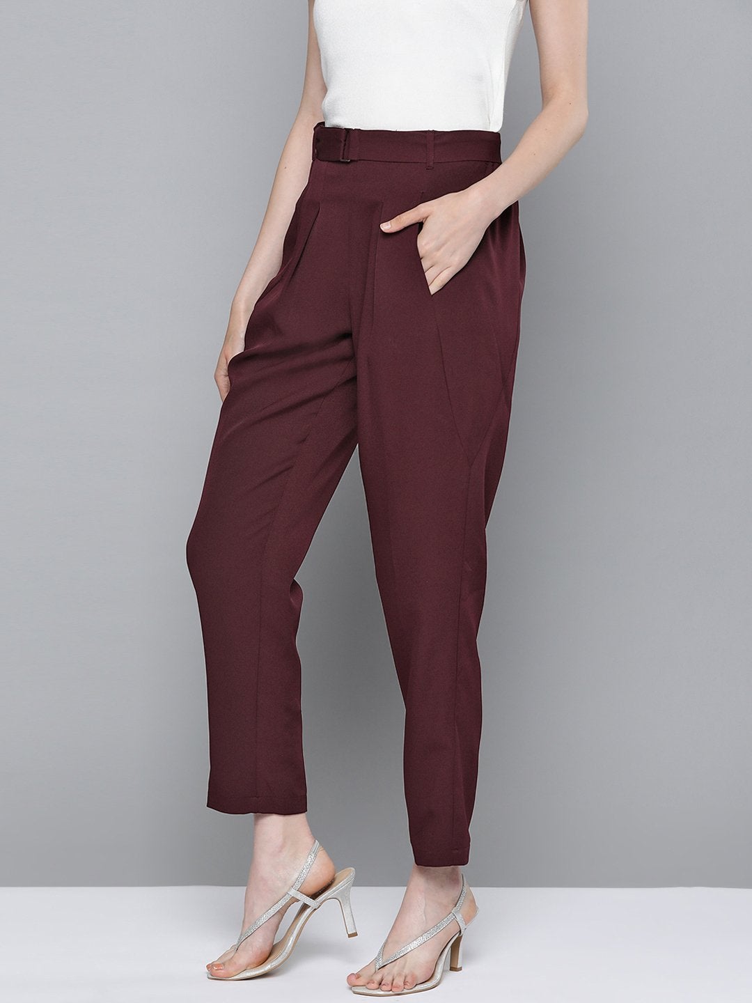 Women's Burgundy Front Pleat Tapered Pants - SASSAFRAS