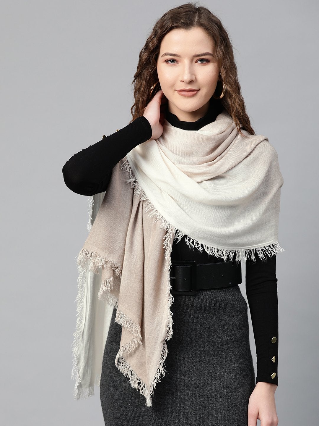 Women's Cream Ombre Poly Wool Stole - SASSAFRAS