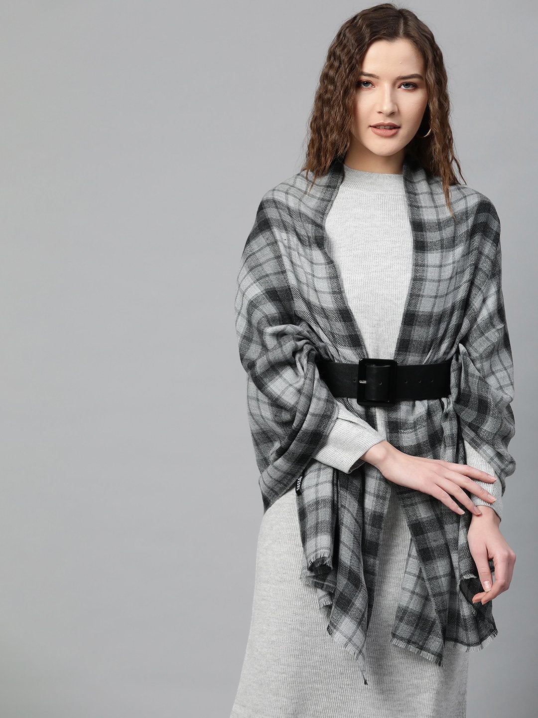 Women's Black & Grey Check Acrylic Stole - SASSAFRAS