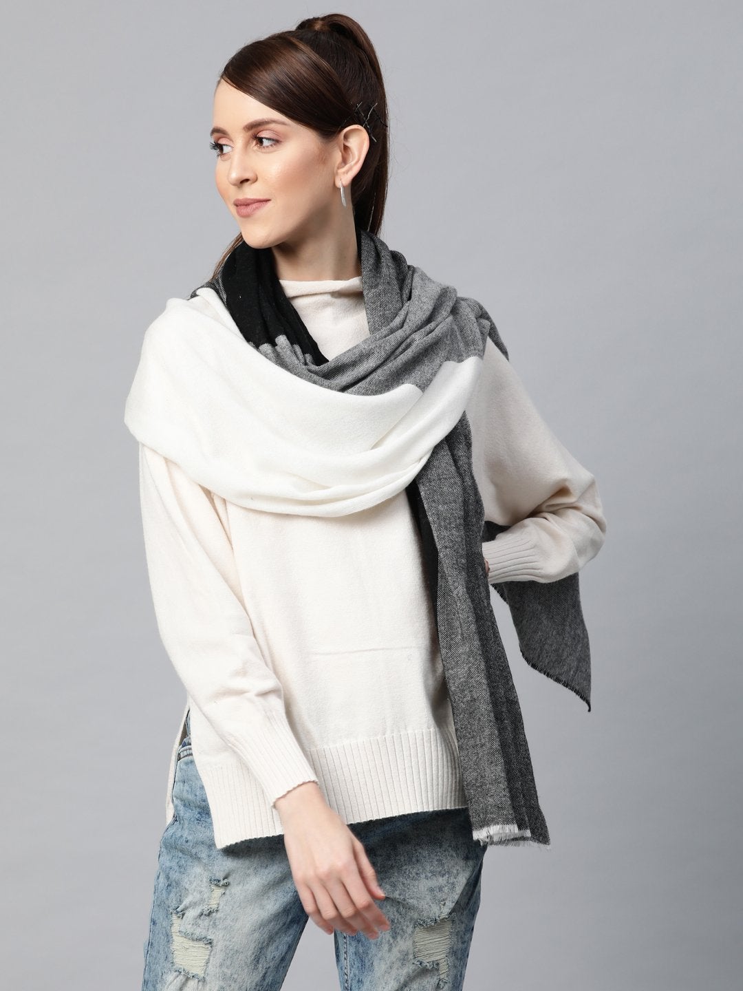 Women's Grey & White Colour Block Acrylic Wool Stole - SASSAFRAS