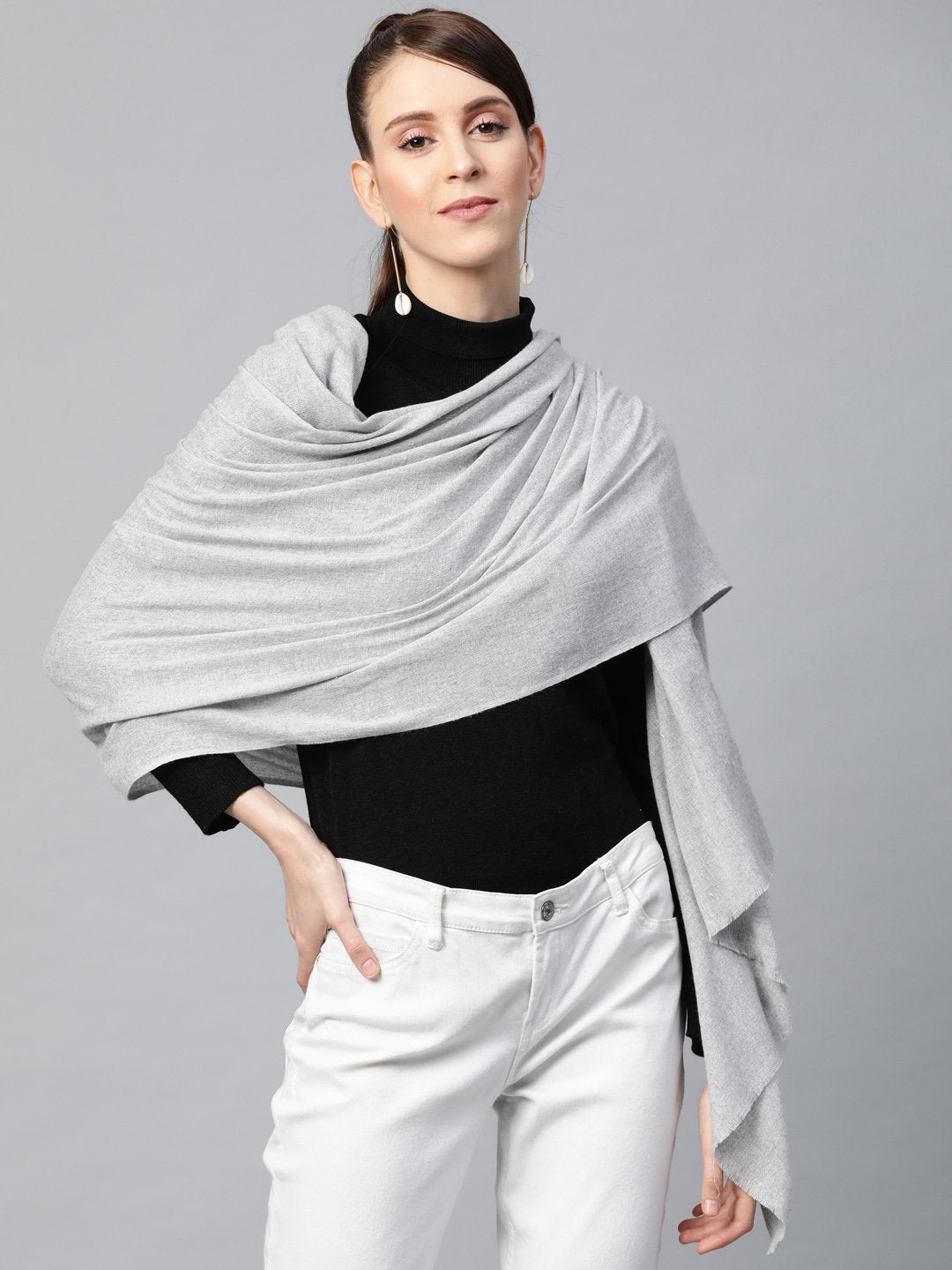 Women's Light Grey Recycled Poly Cotton Brushed Stole - SASSAFRAS