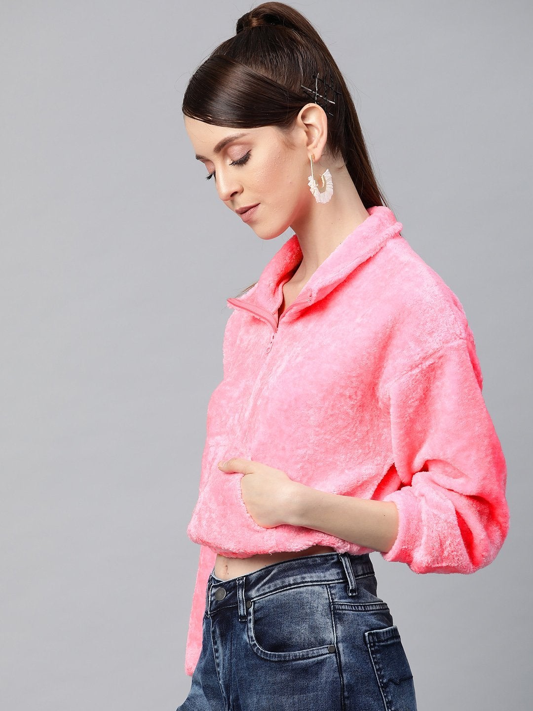 Women's Pink Kangaroo Pocket Faux Fur Crop Sweatshirt - SASSAFRAS