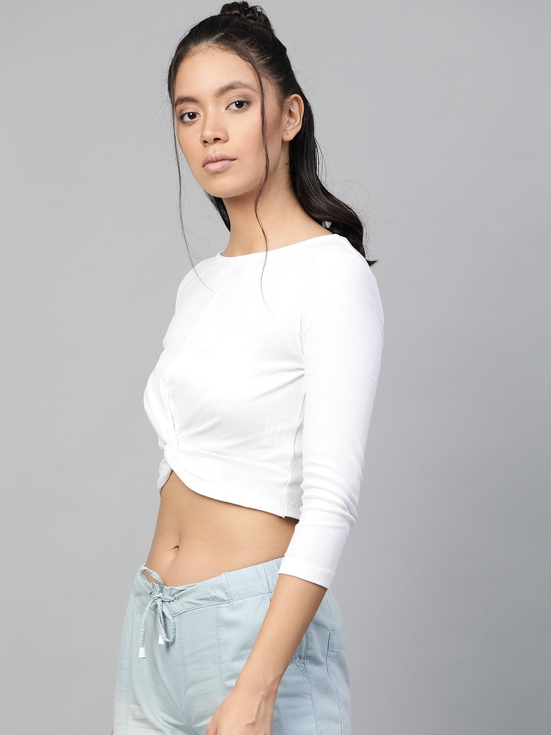Women's White Rib Twisted Knot Crop Top - SASSAFRAS