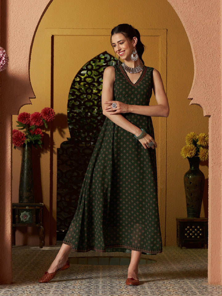Women's Green Floral Slant Empire Seam Maxi Dress - SASSAFRAS