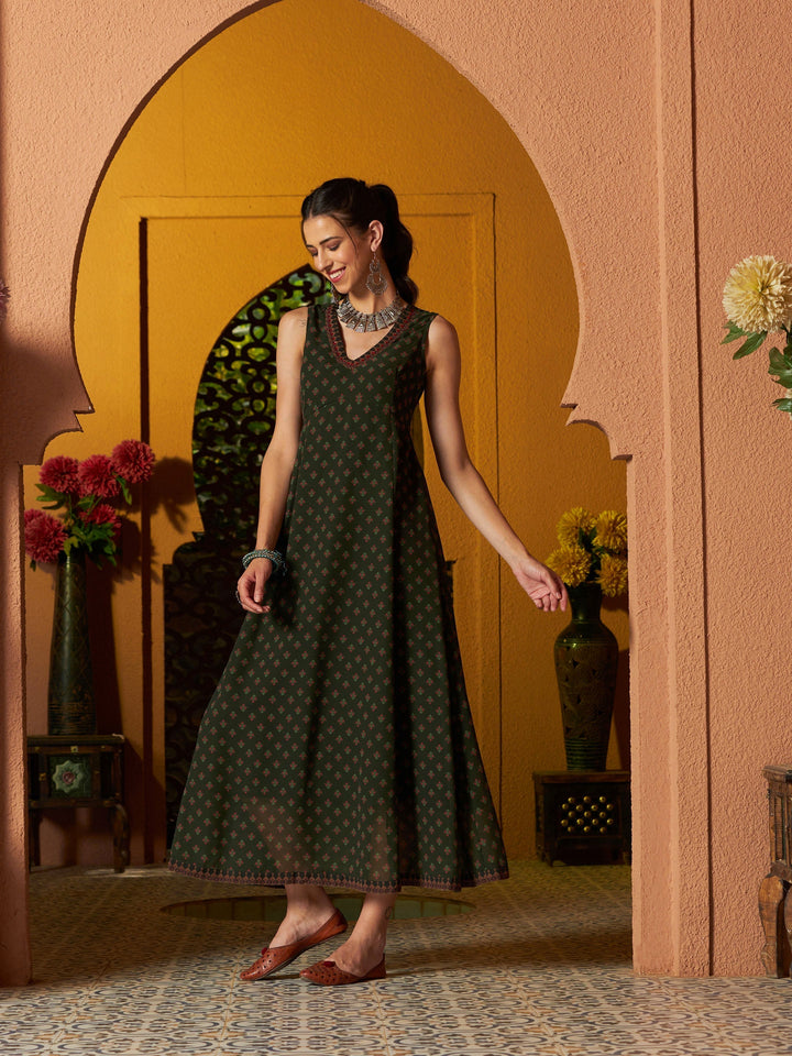 Women's Green Floral Slant Empire Seam Maxi Dress - SASSAFRAS
