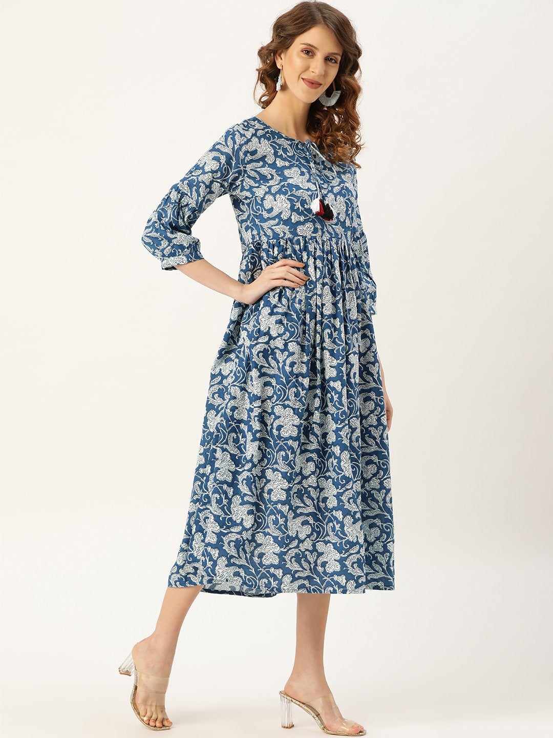 Women's Blue Floral Gathered Kurta Dress - SASSAFRAS
