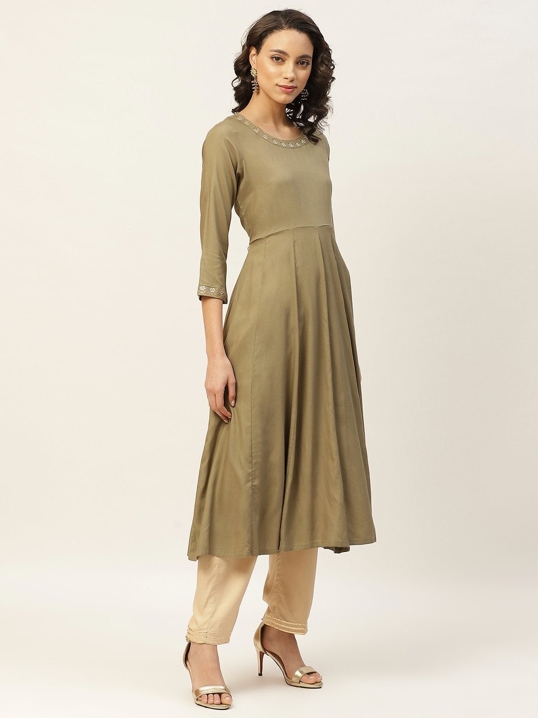 Women's Olive Zari Neck Embroidery Anarkali Kurta - SHAE