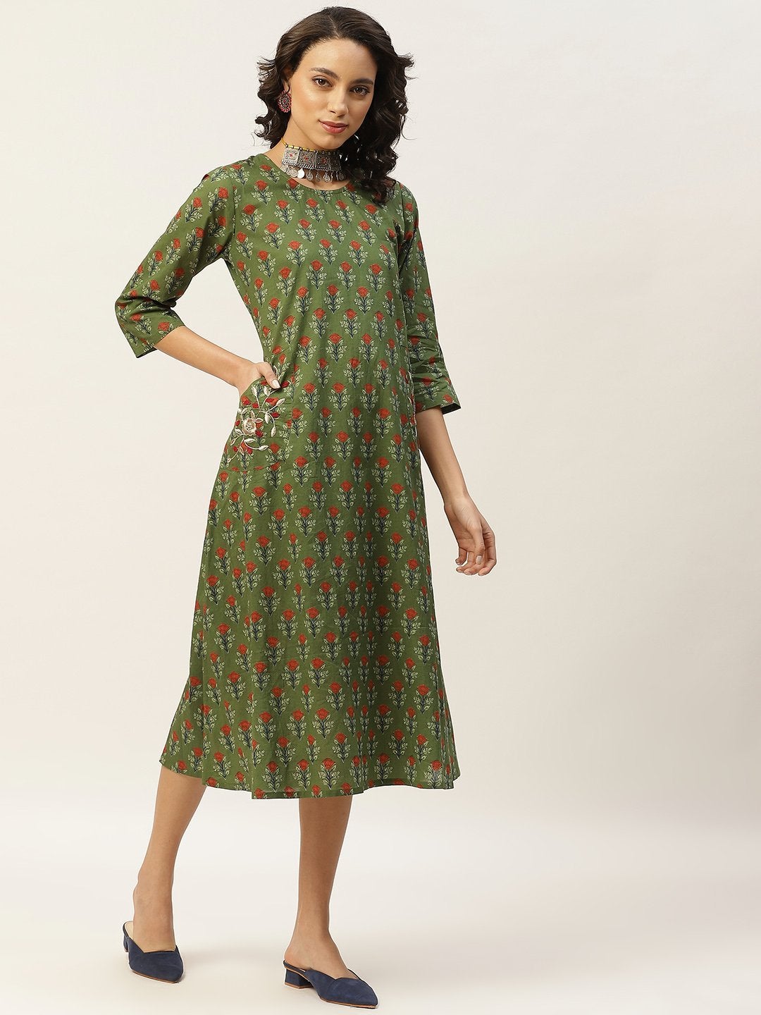 Women's Olive Floral Pocket Embroidery Kurta - SHAE