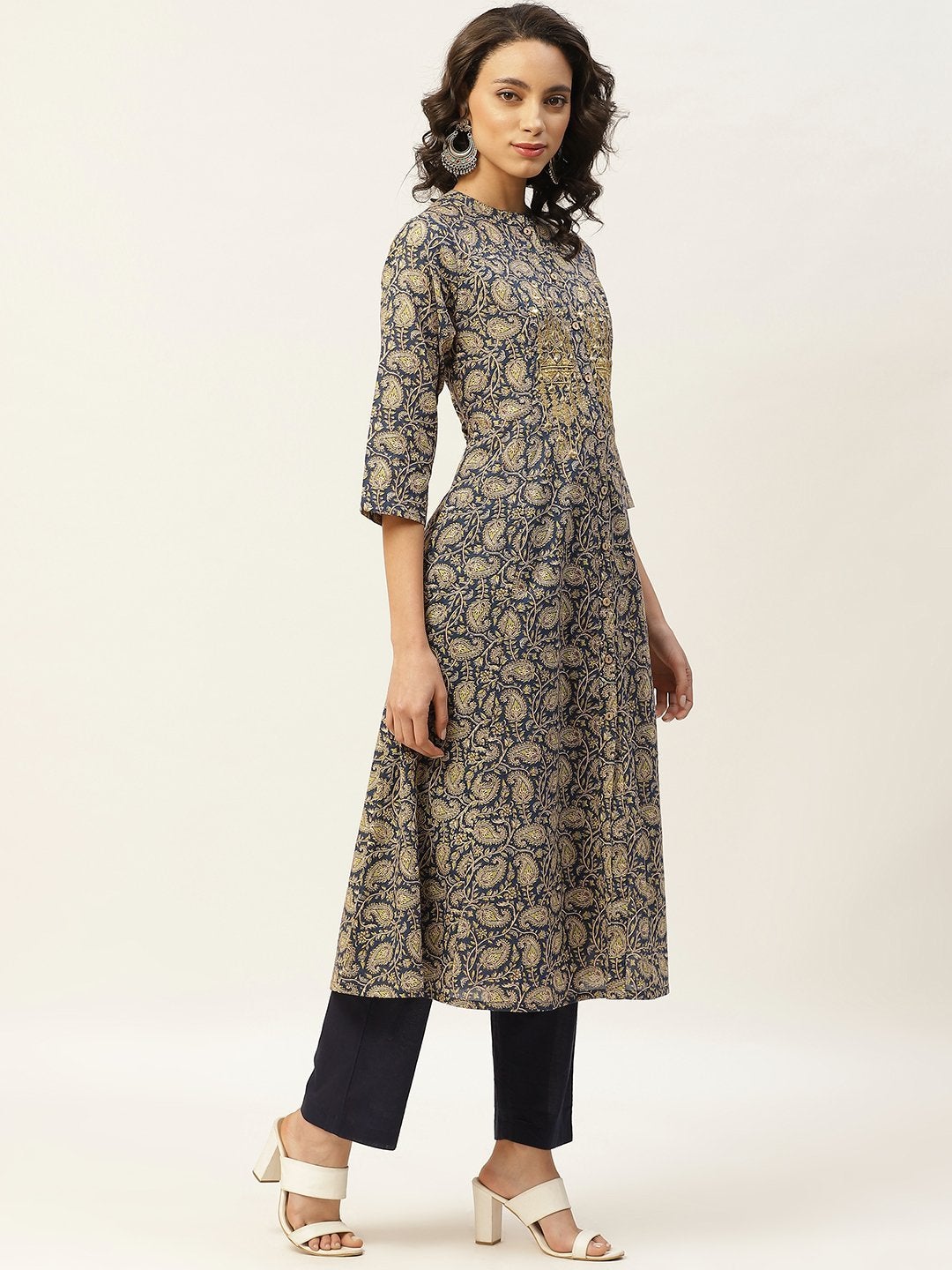 Women's Blue Paisely Zari Embroidery Front Open Kurta - SHAE